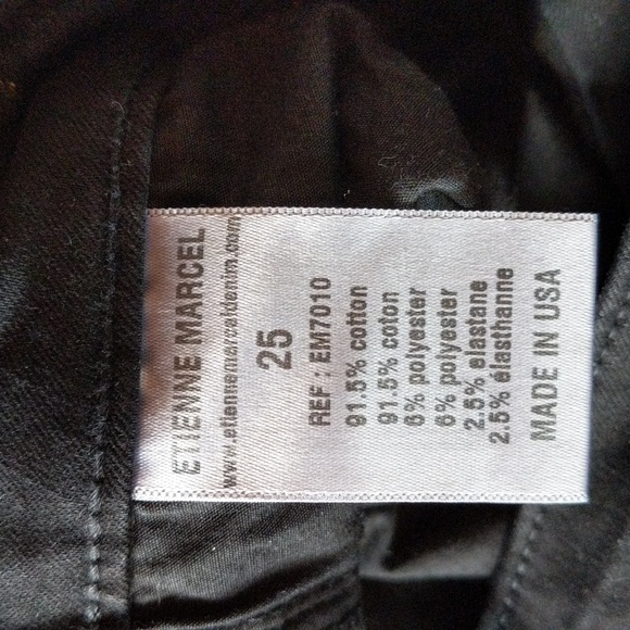 Etienne Marcel Signature Skinny With Red Zipper Details - Picture 8 of 15